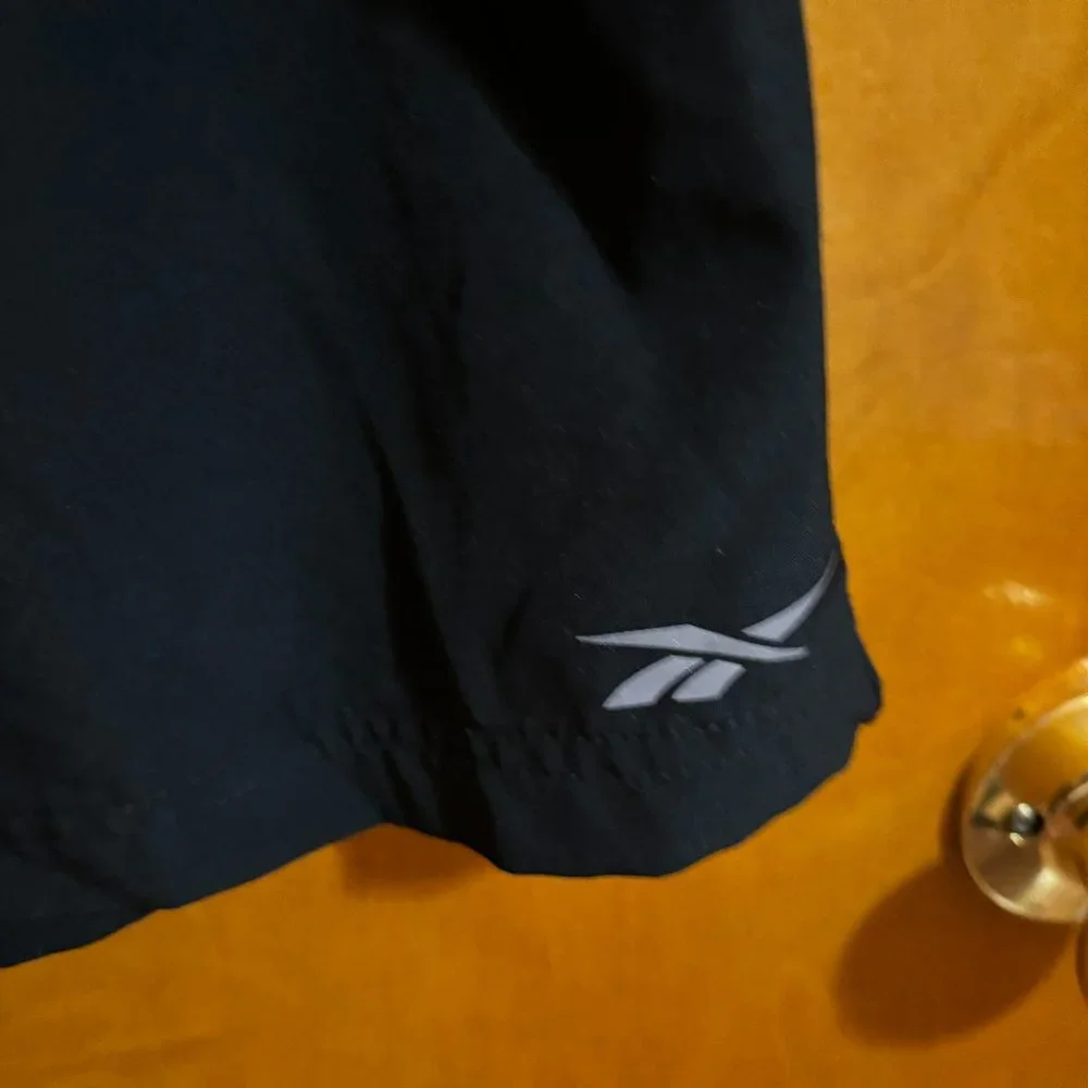 Reebok used good